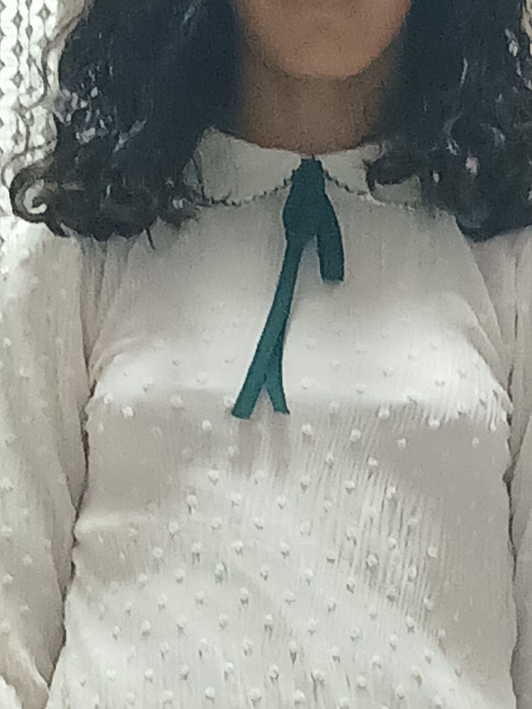 Chemise avec papillon verte