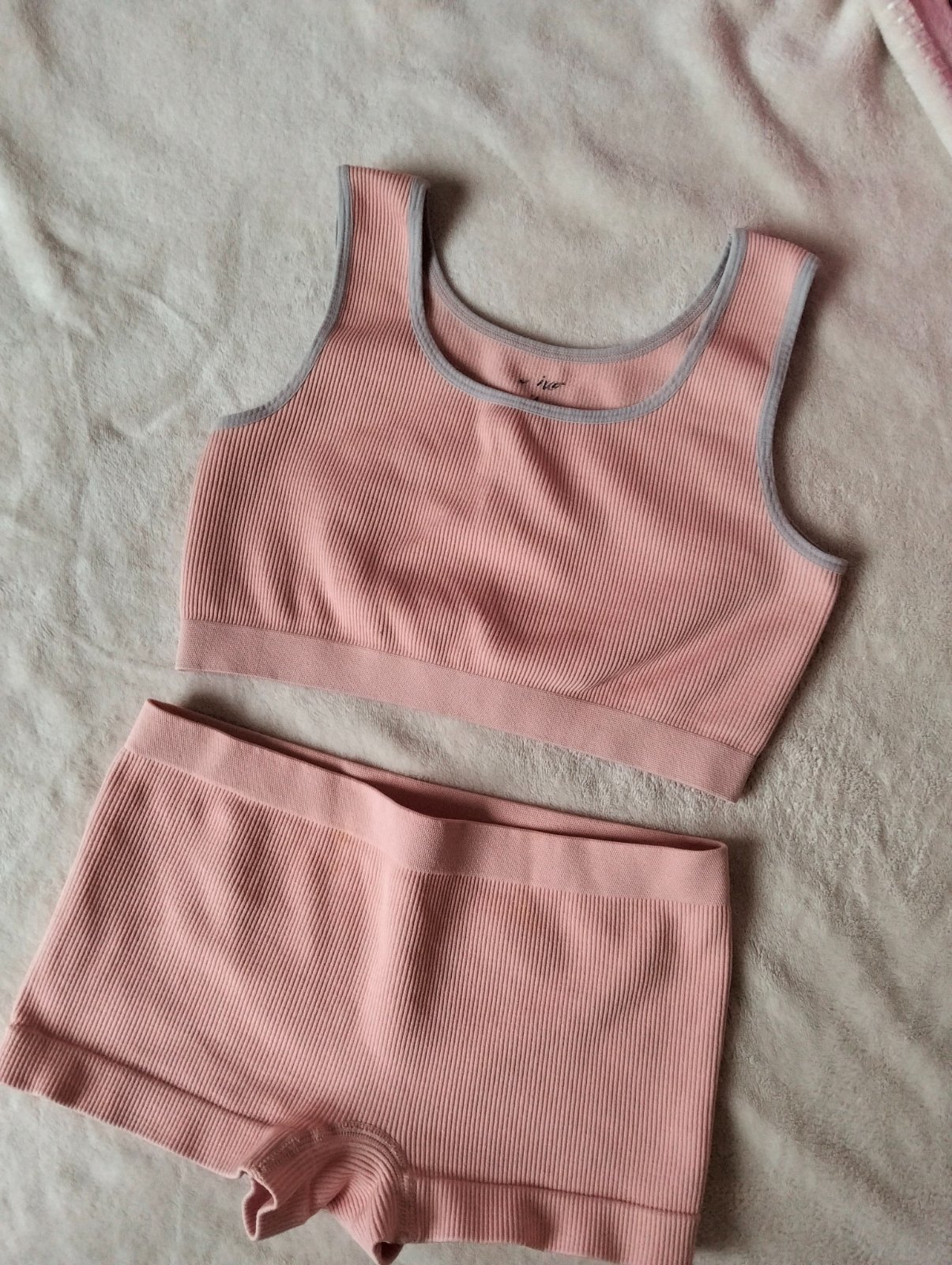 Brassière 
