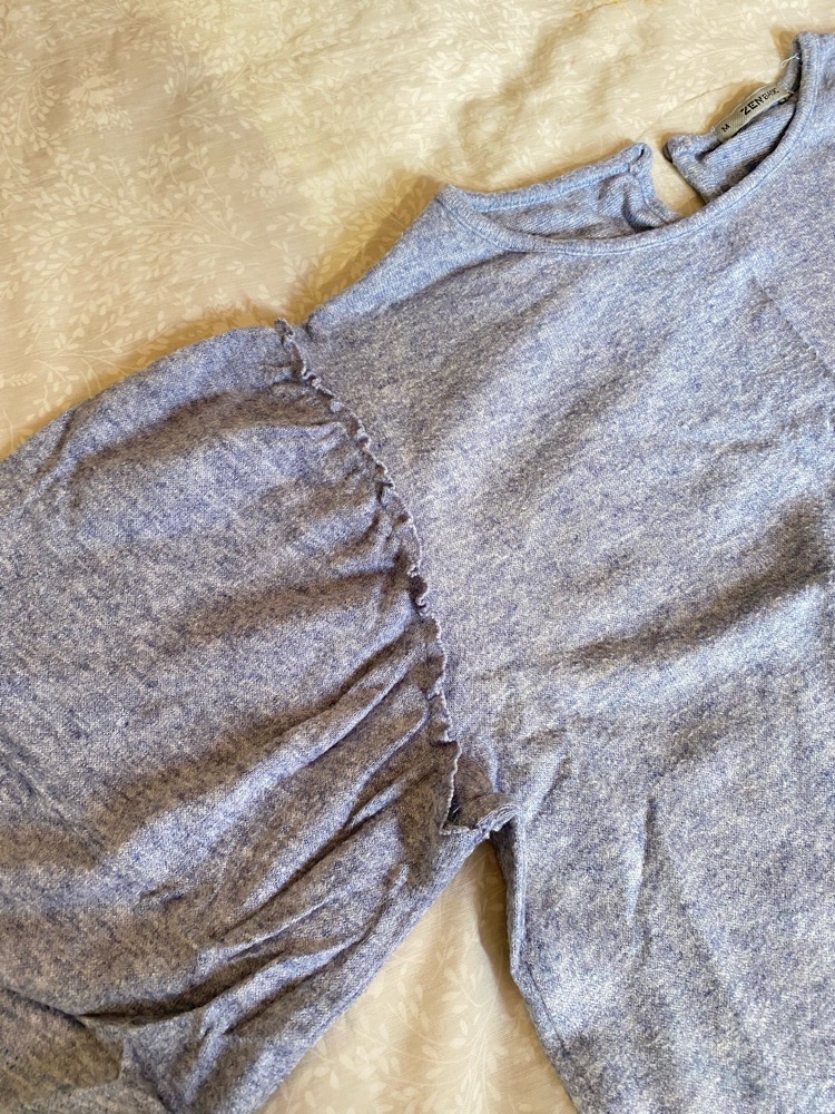 Pull bleu 
