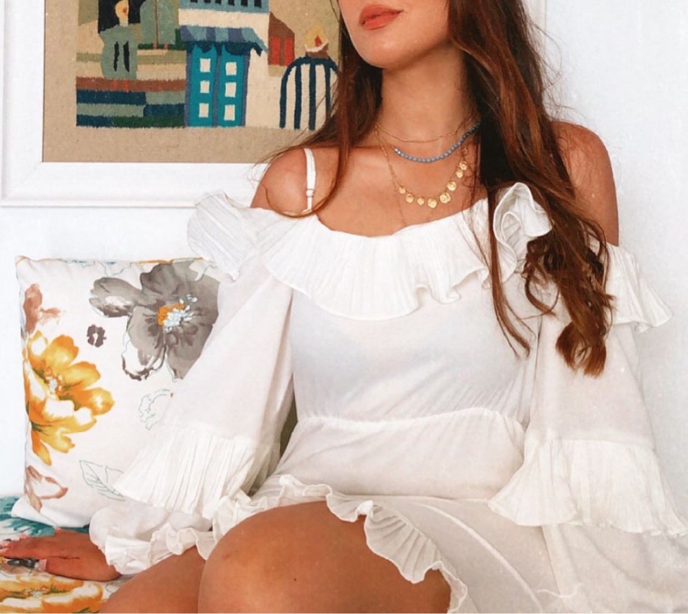 Robe blanche trés chic