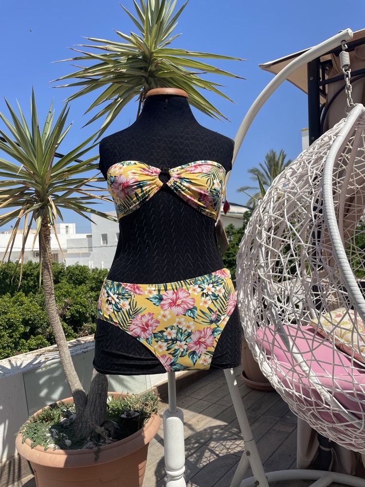 bikini fleuri 