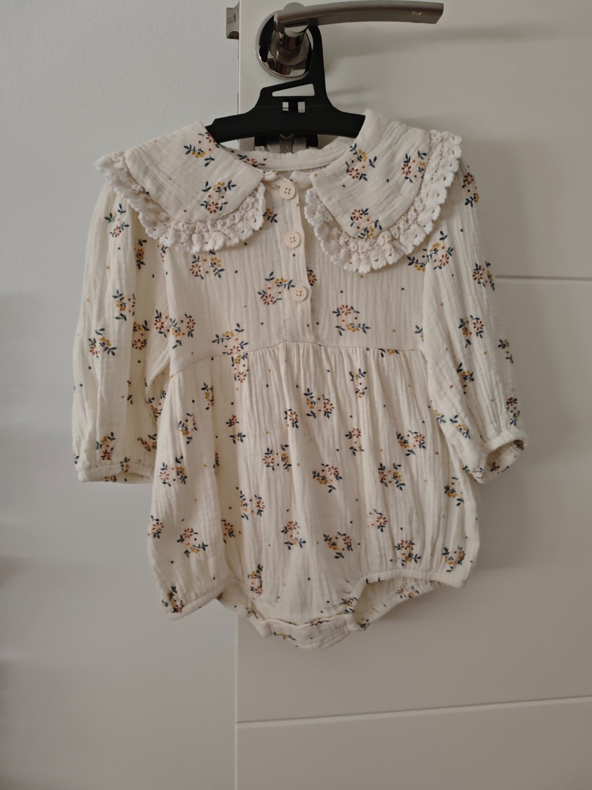 Baby girl bodysuit 