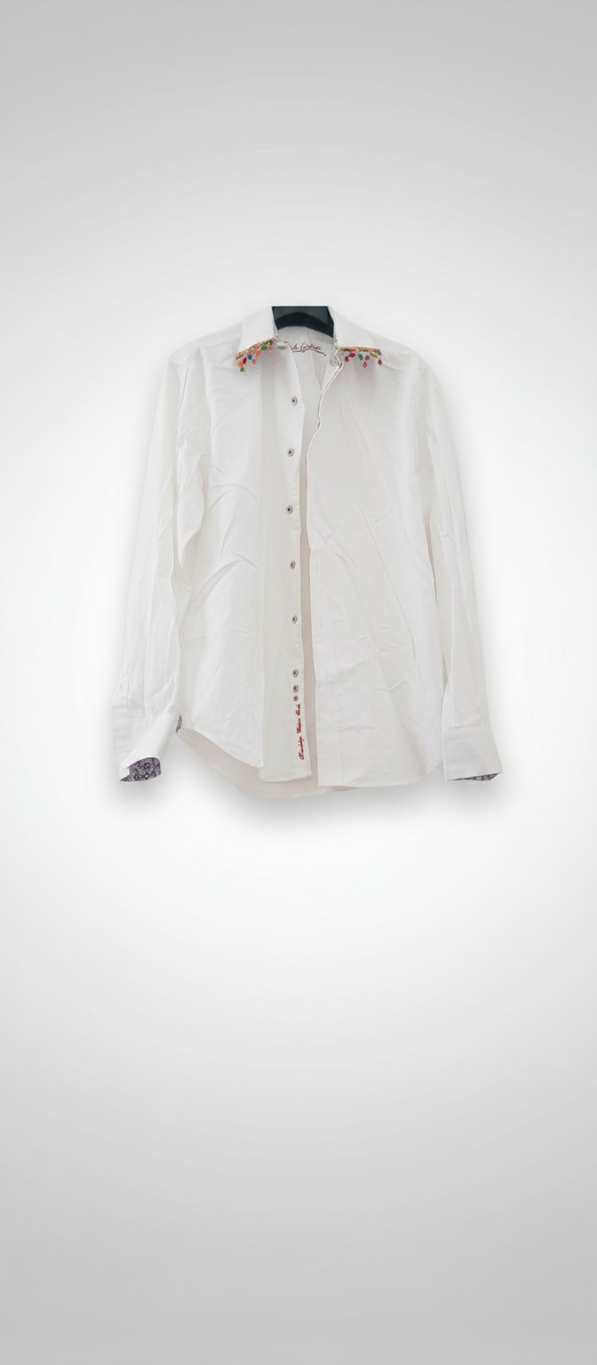 Chemise plein de beaux détails ✨👌🏻