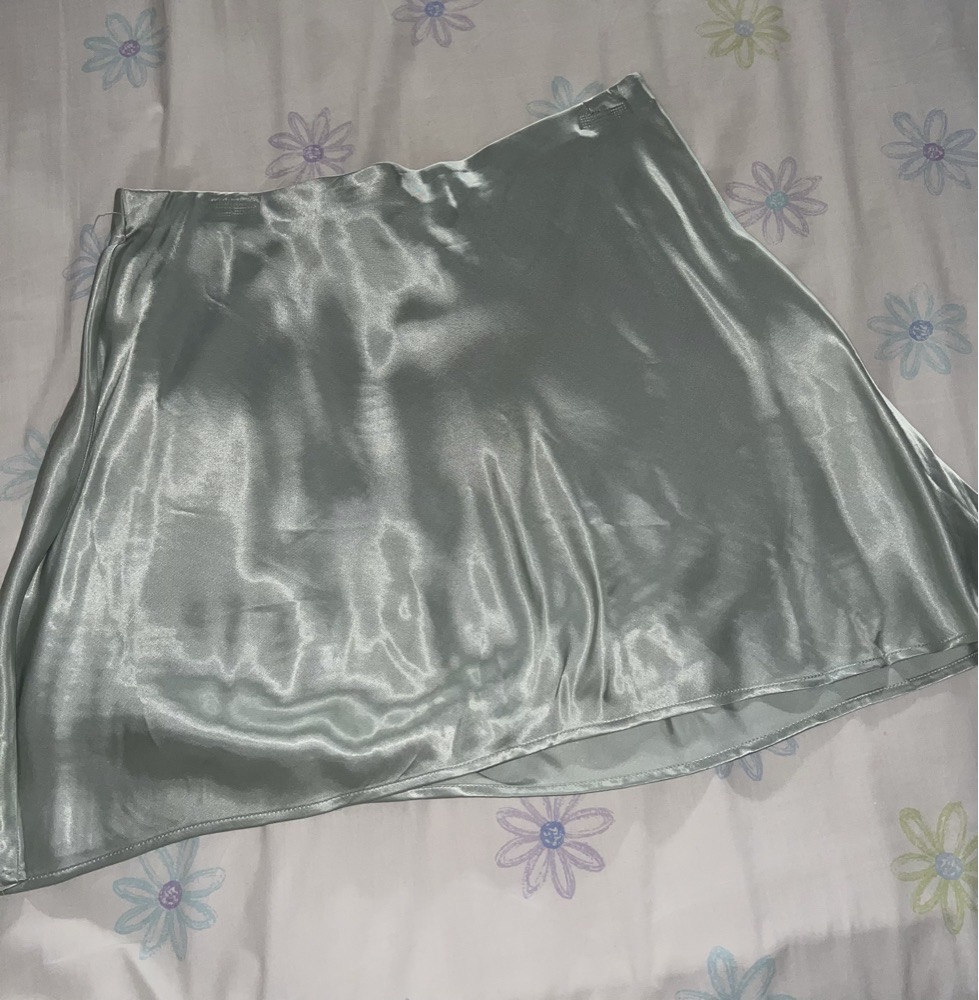jupe mini satin HM 