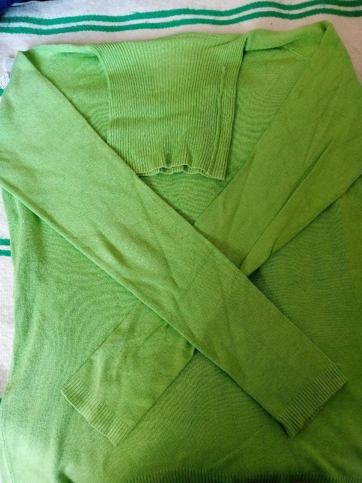 Pull col montant 