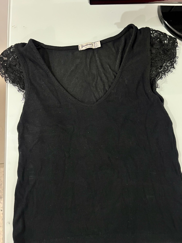 T shirt avec dentelle