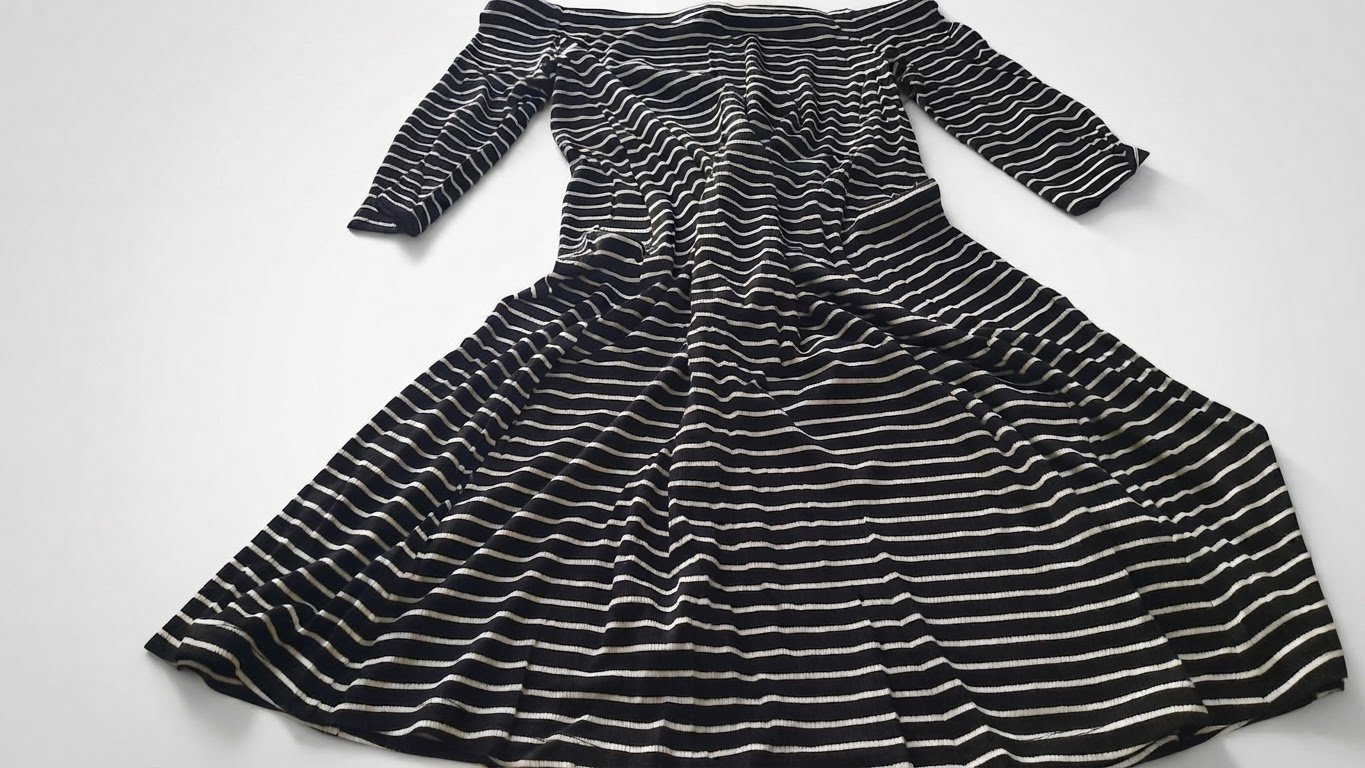 SUBLIIME Robe courte clauche