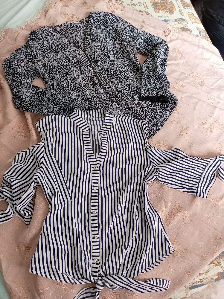 Lot deux tops 