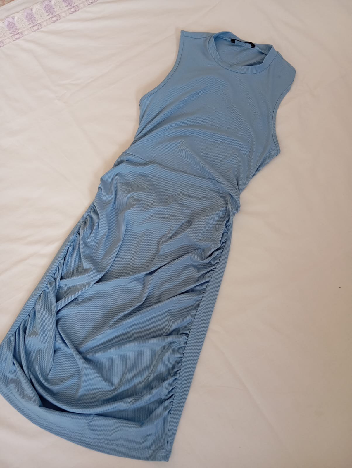 Robe baby blue dos nu 