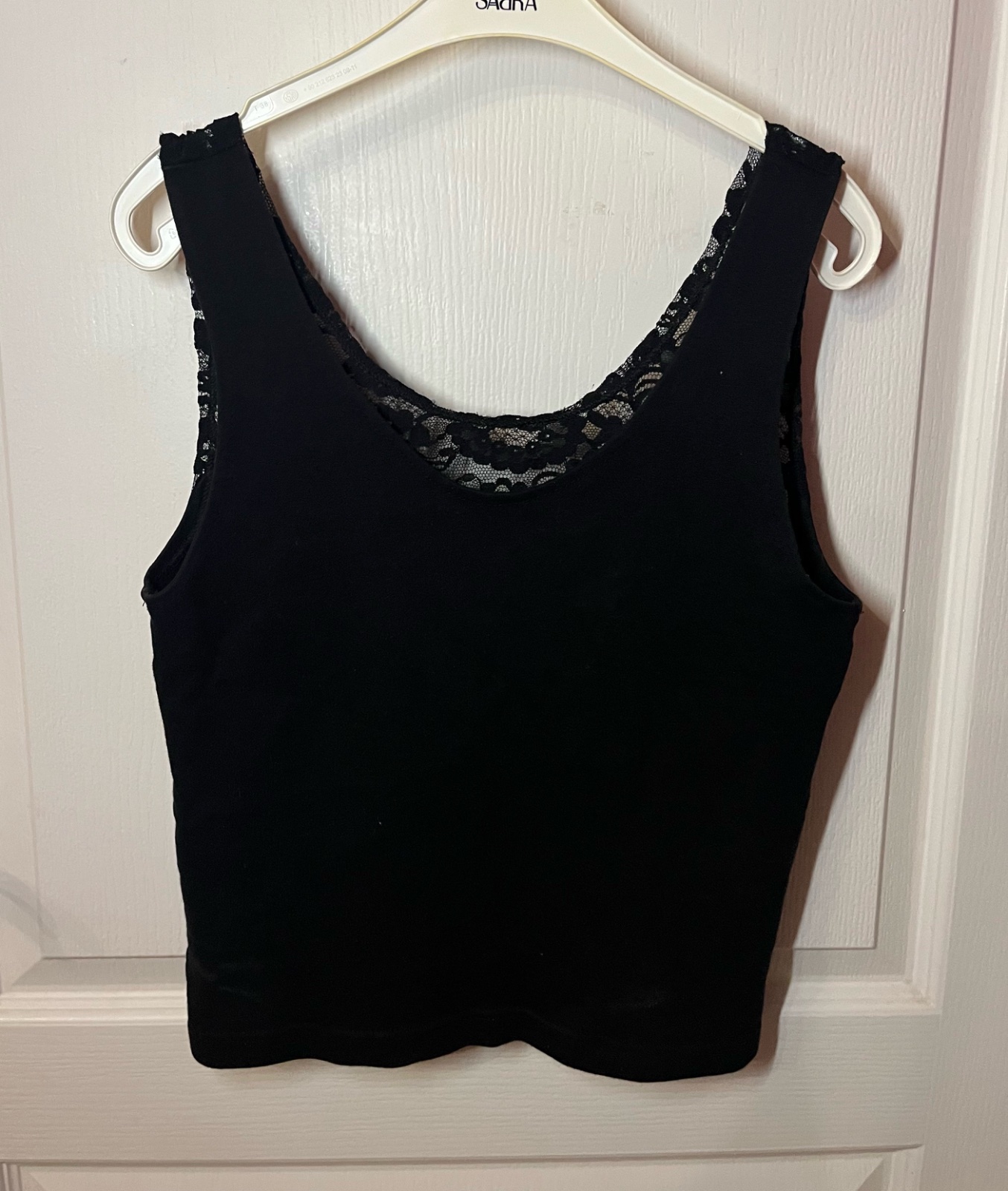 Top dos en dentelle taille M-L