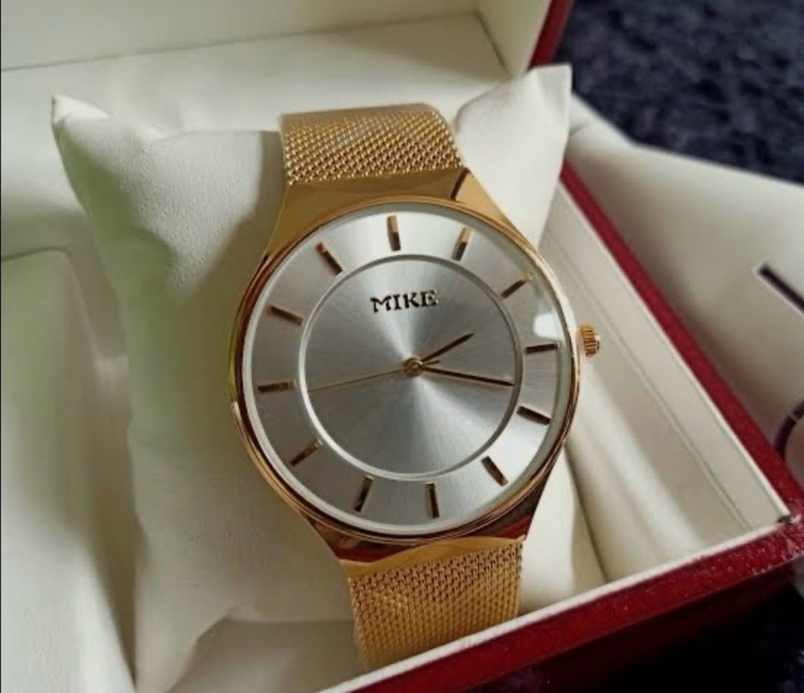 Montre de la marque Mike