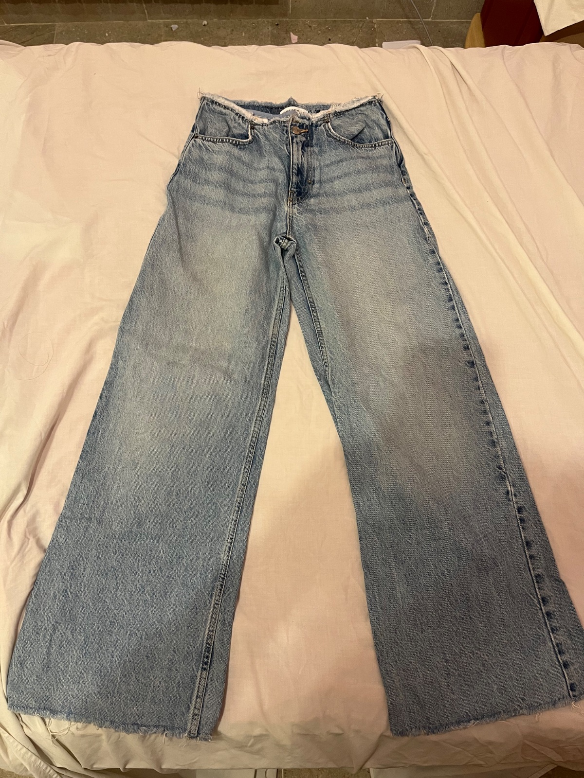 Jean pull and bear