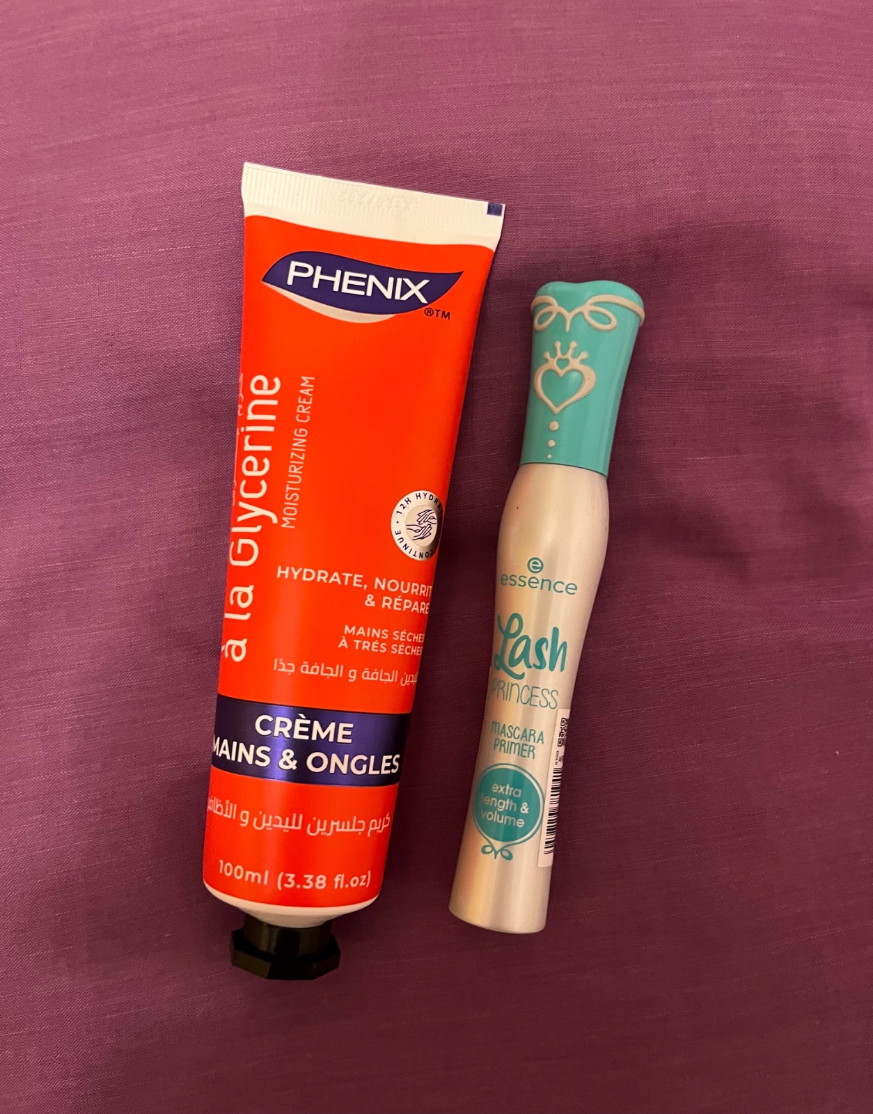 Lot primer mascara + creme à main