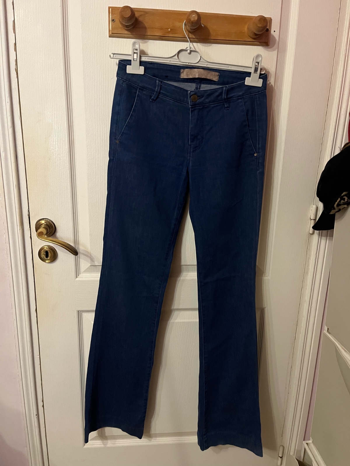 Jean guess patte d'éléphanat taille 36