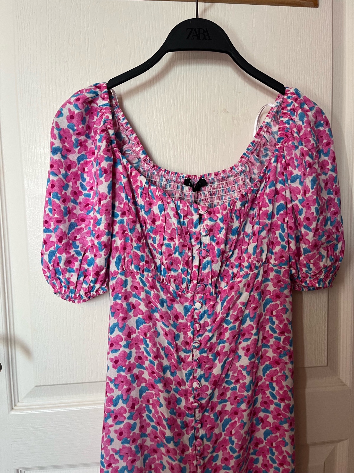 Robe fleurie jamais portée taille 36-38
