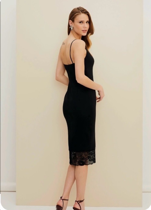 Robe noir Nafnaf avec dentelle taille S M