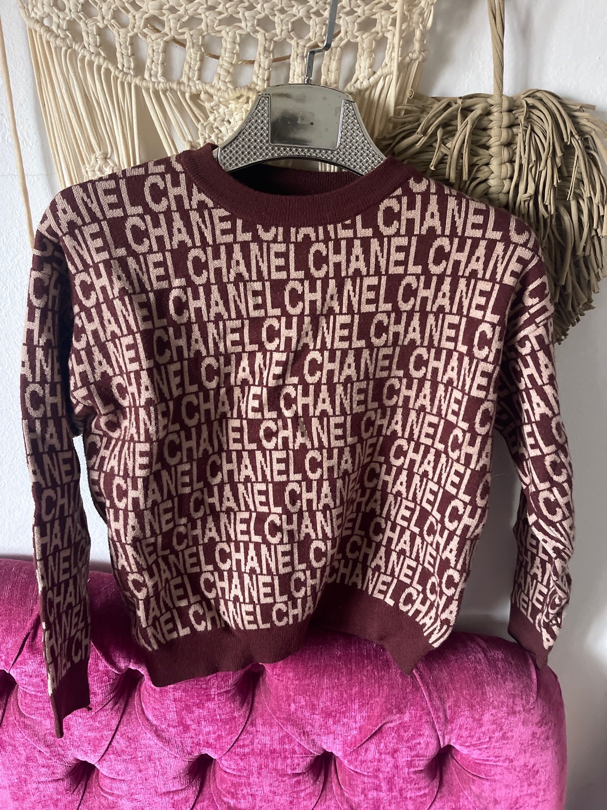 Pull marron imprimé chanel 