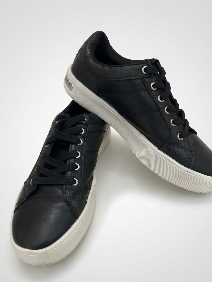 Baskets noires