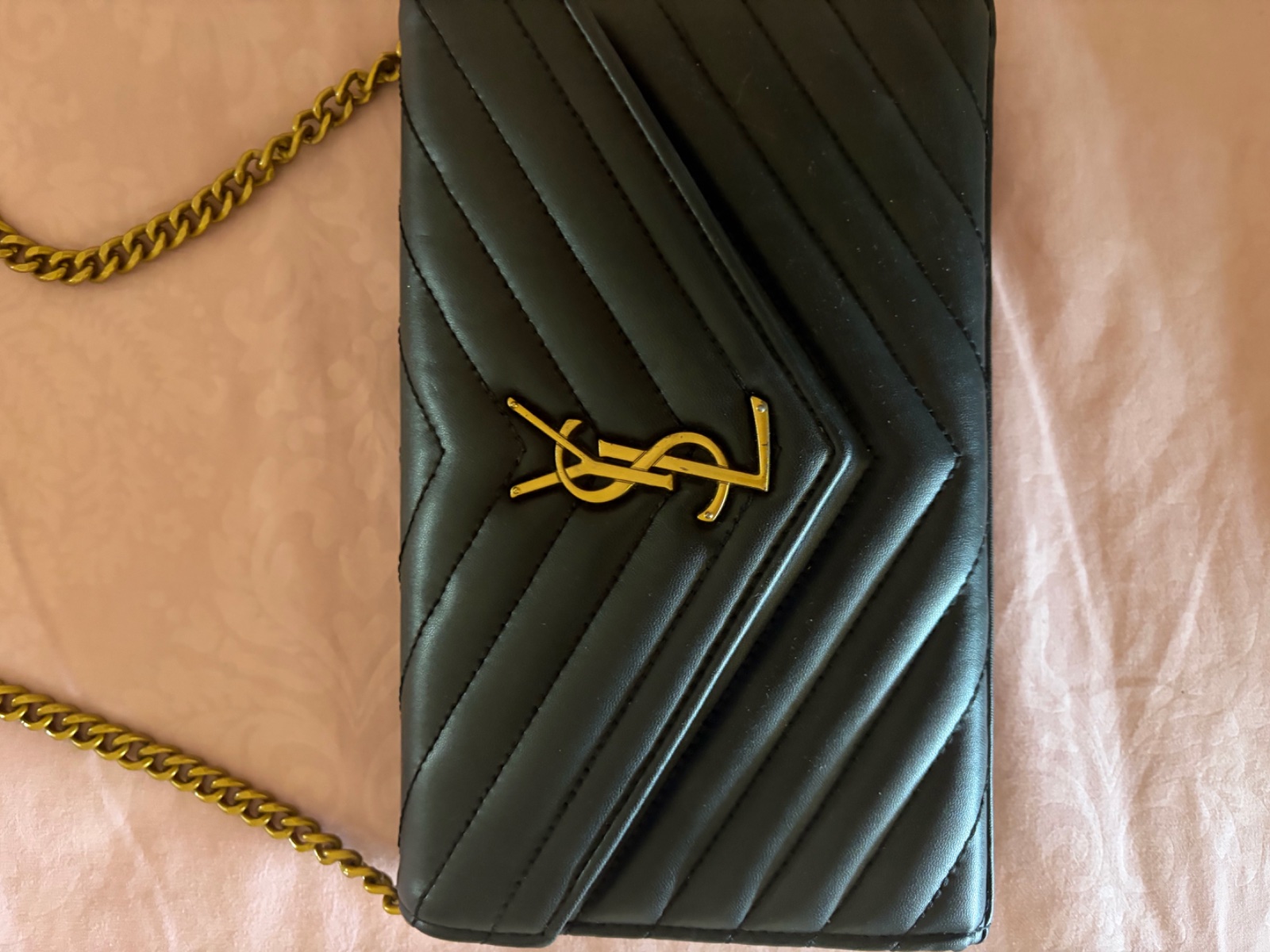 Je vends Y S L