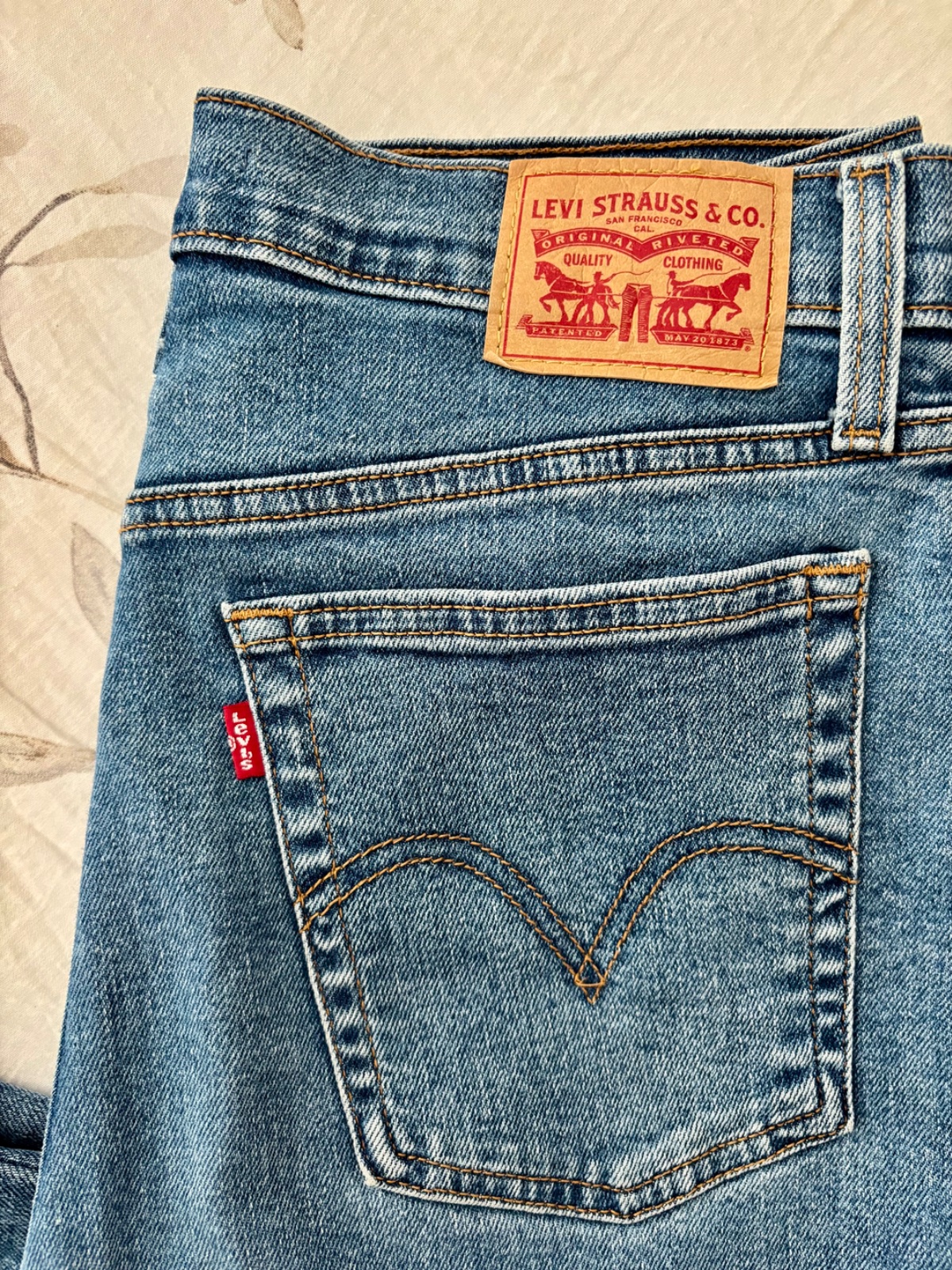 Pantalon jean Levi's pour femme 