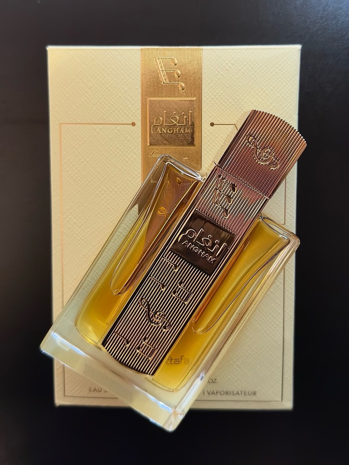 Parfum Angham Lattafa