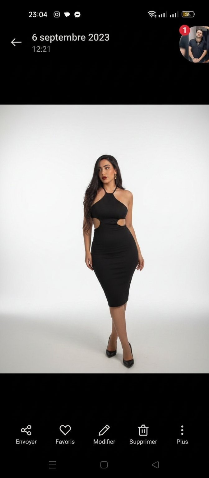 Robe noir ajusté 