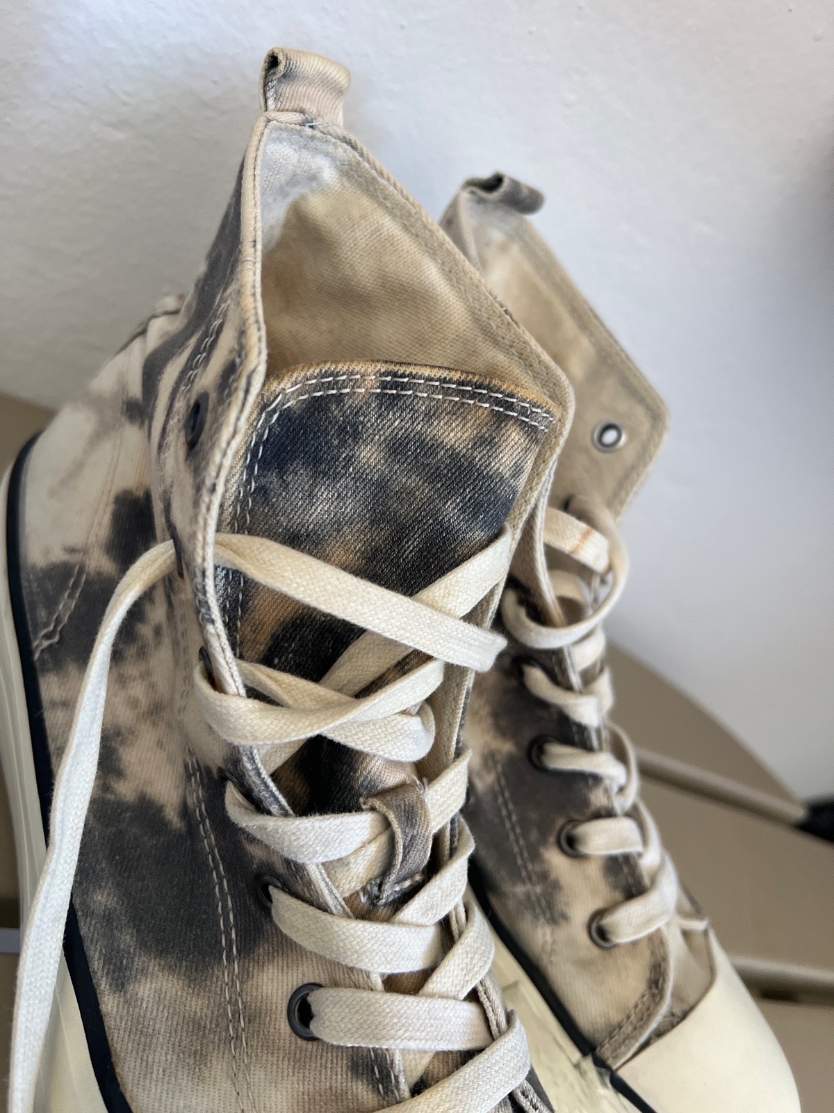 Converse basket