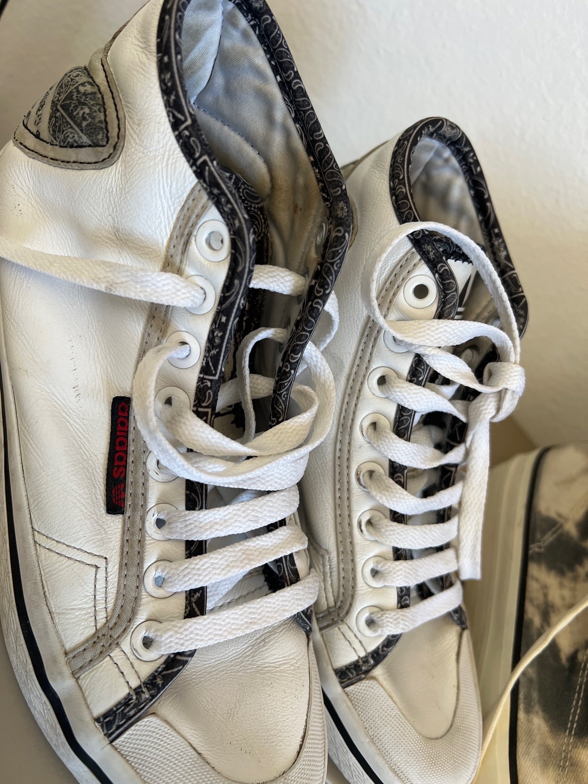 Converse adidas