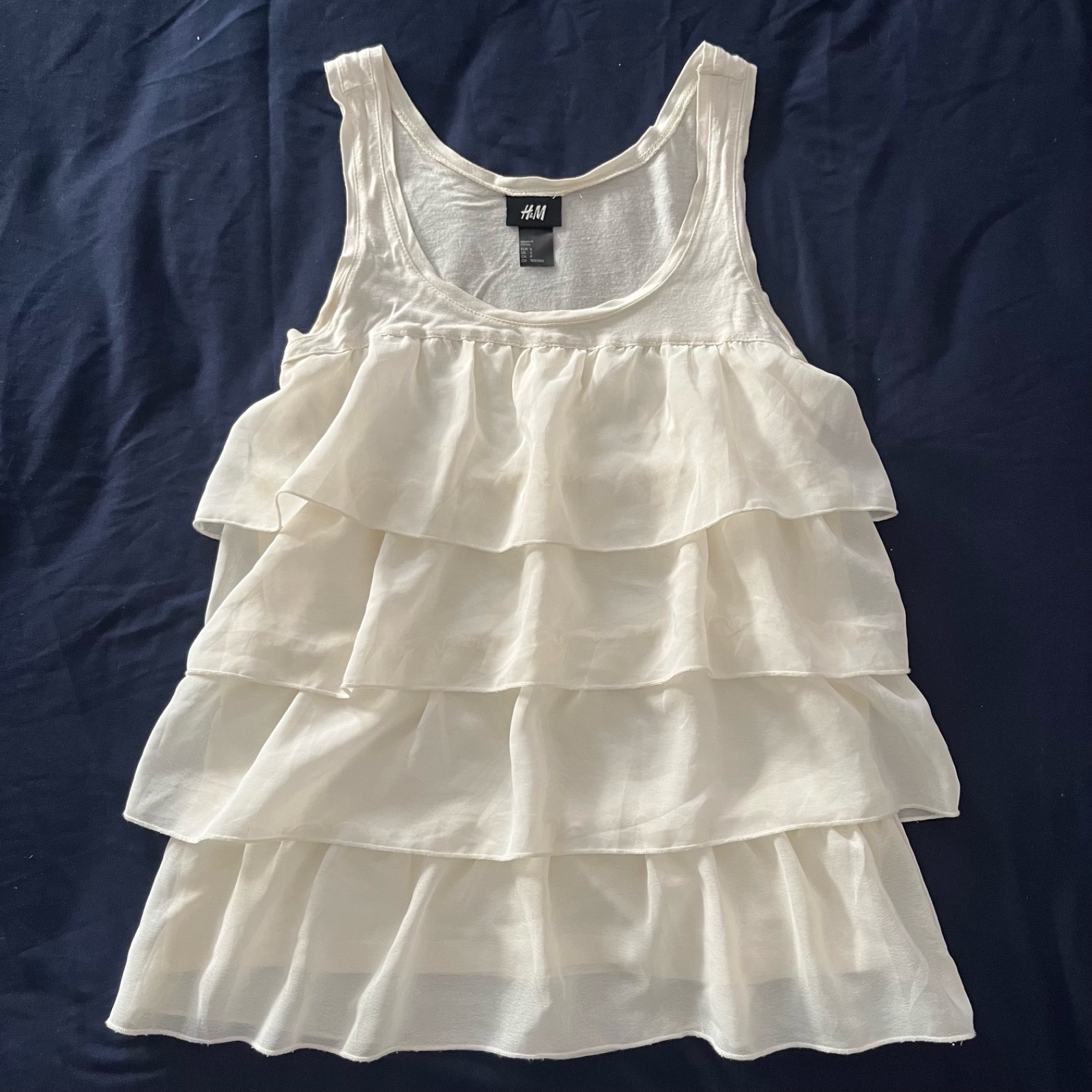 Haut à volants chic H&M