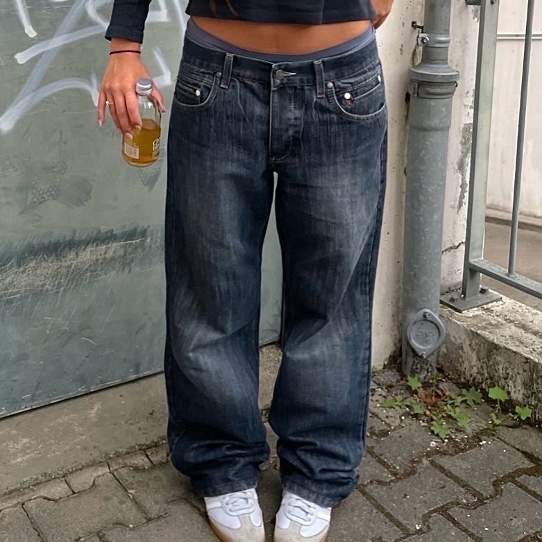 Baggy jeans