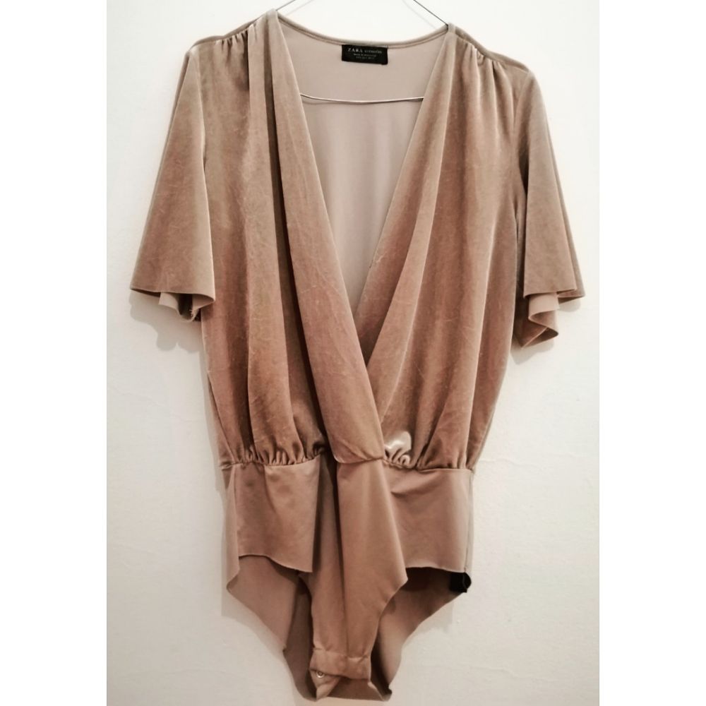 Pull Zara Taille 38 En Polyester Bordeaux - Neuf Avec Petites Imperfections, Jamais Porté