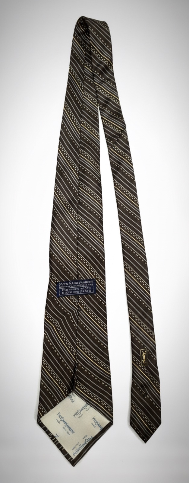 YVES SAINT LAURENT
