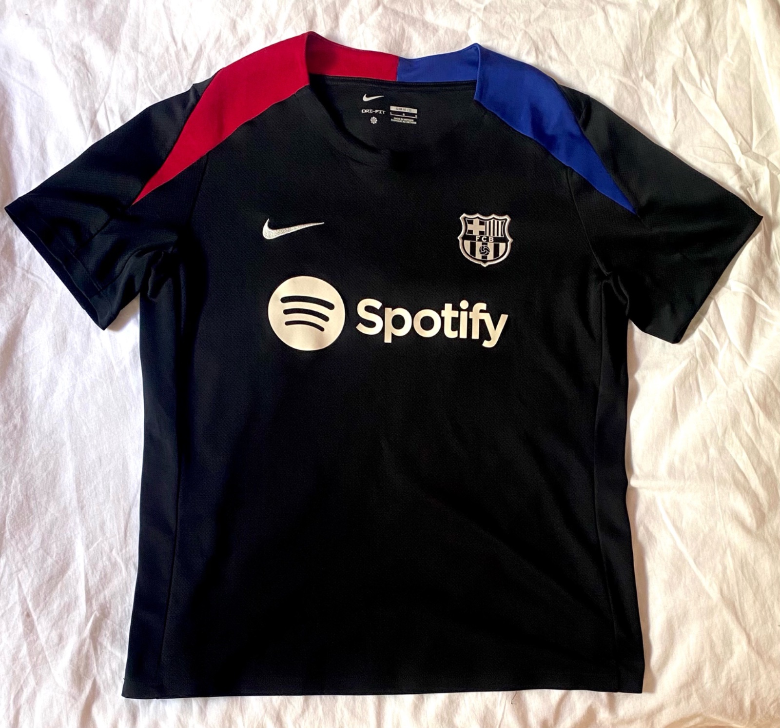 T-shrit barcelona. 