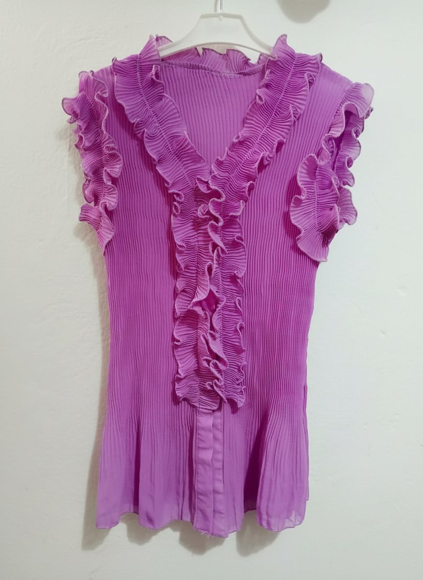 ✨ Blouse lilas plissée élastique avec volants Jamais portée 🤍