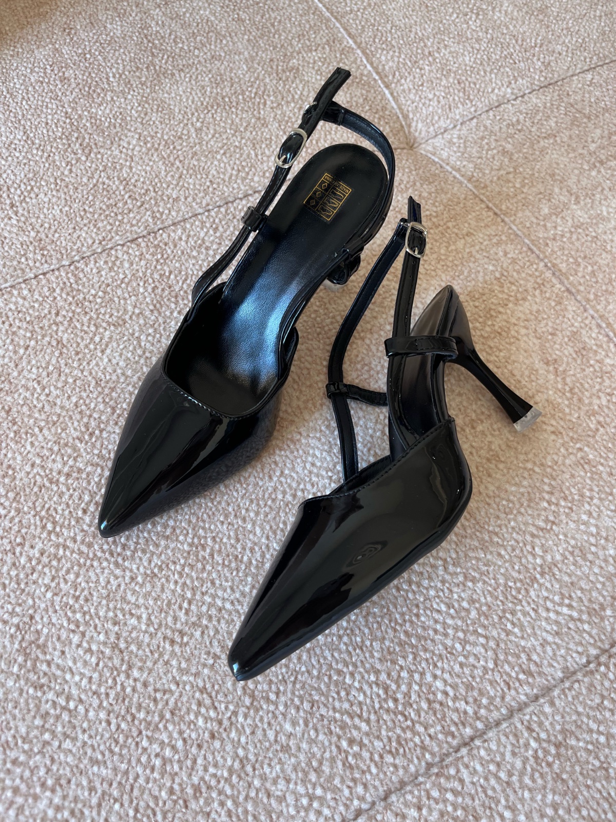 Talon noir pointure 37