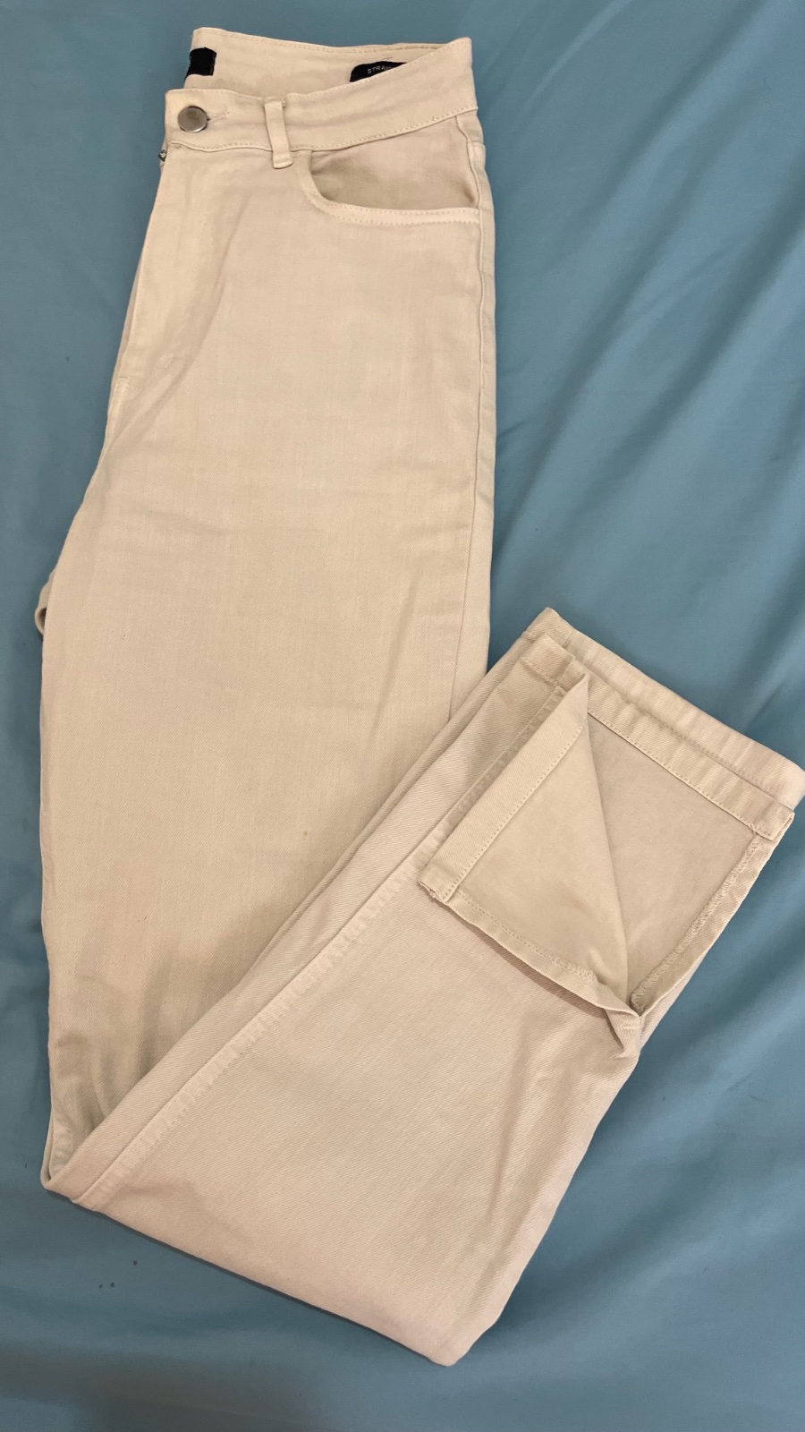 Pantalon blanc cassé straight avec fentes