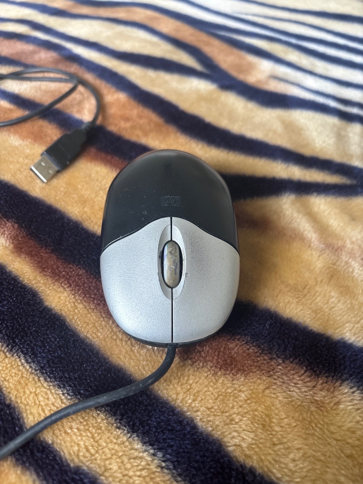 Souris avec file HP