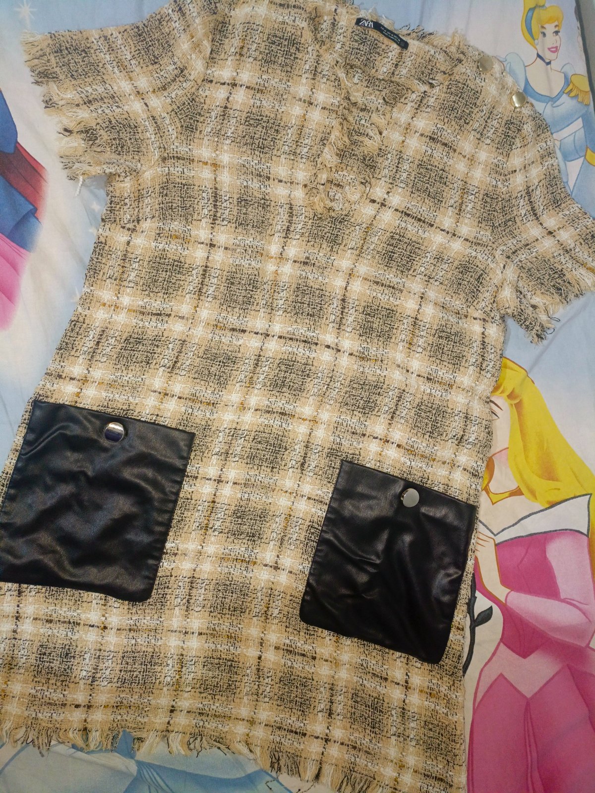 Robe en tweed à carreaux – Style chic – Très bon état