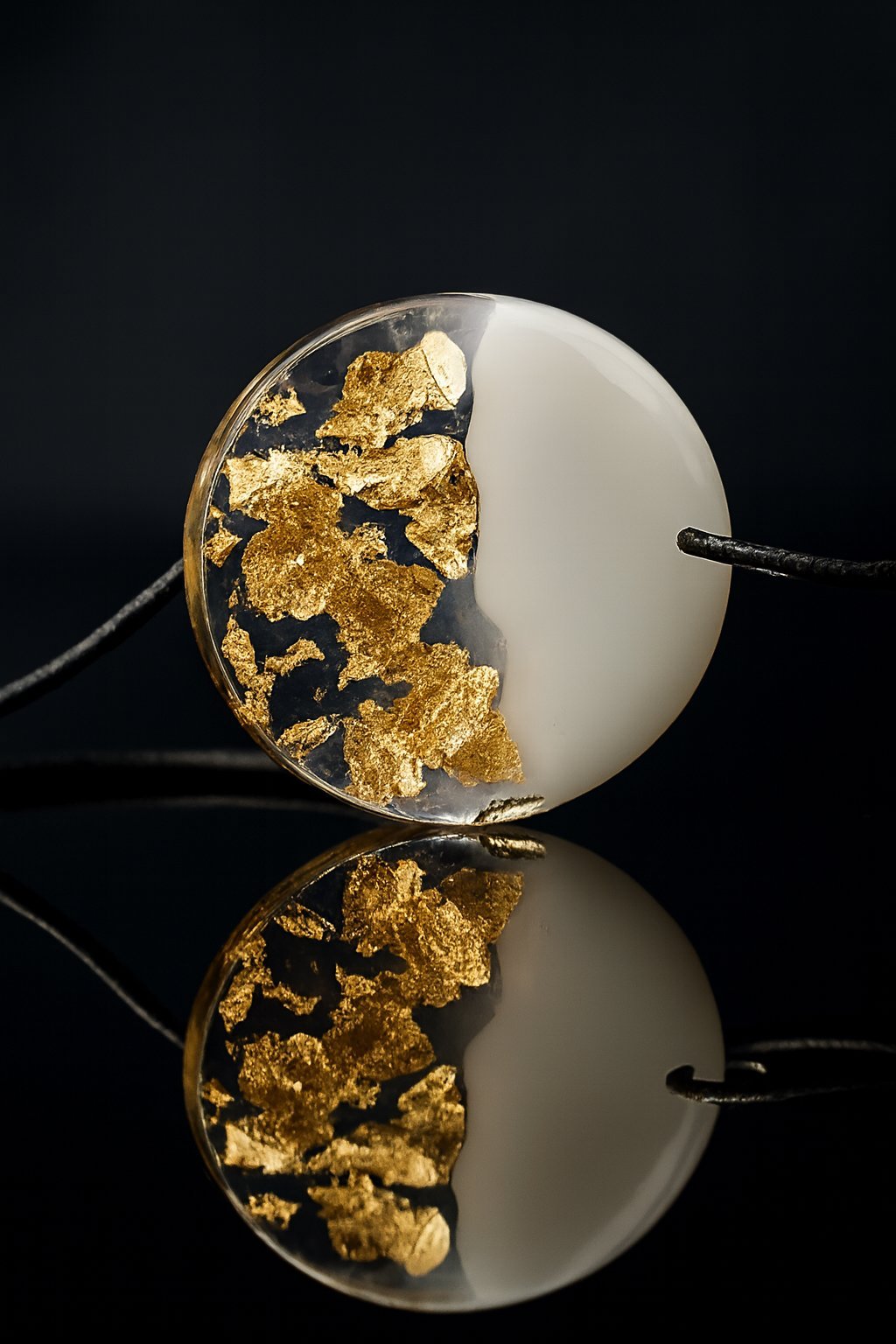 Collier en résine époxy 