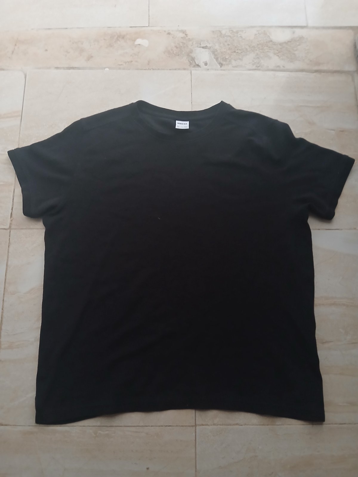 T-shirts bershka 