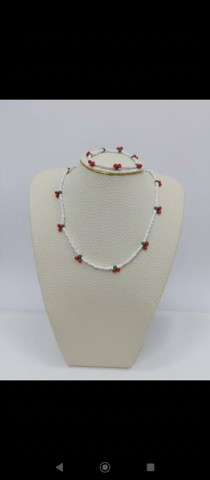 Collier et bracelet cerise 