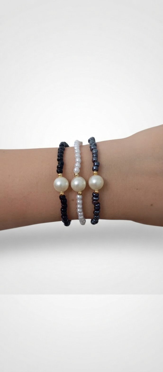 3 bracelets 