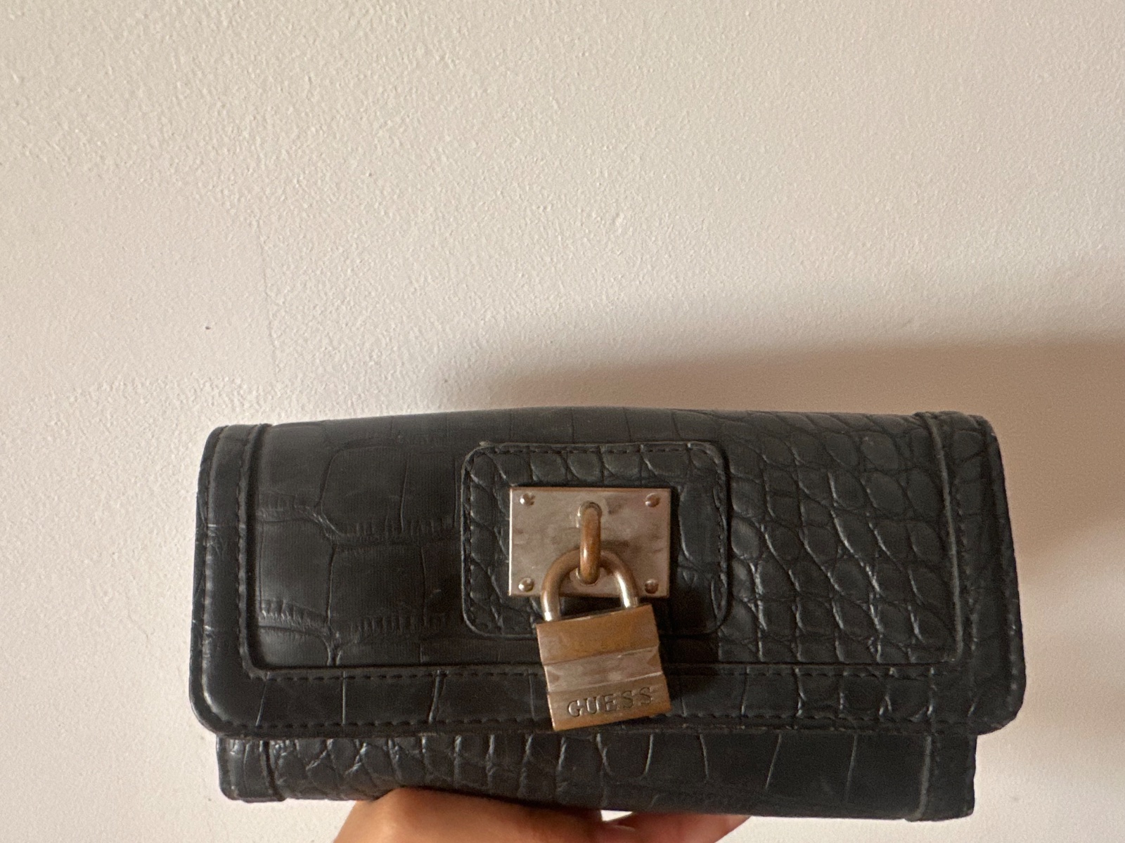 Trousse guess 