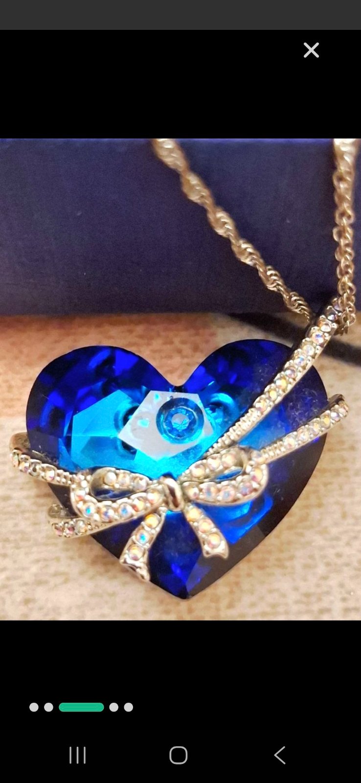Collier SWAROVSKI Authentic avec carte d’authenticité