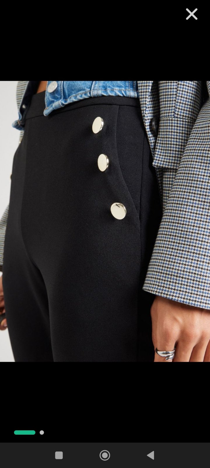 Pantalon en noir neuf avec étiquette 🤍🤍🤍