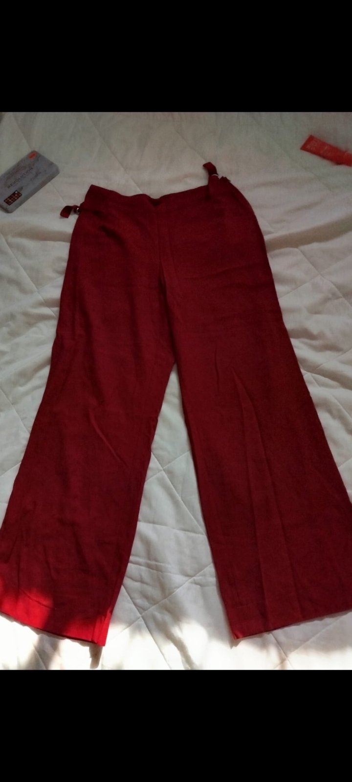 Pantalon œamraya en rouge bordeaux 