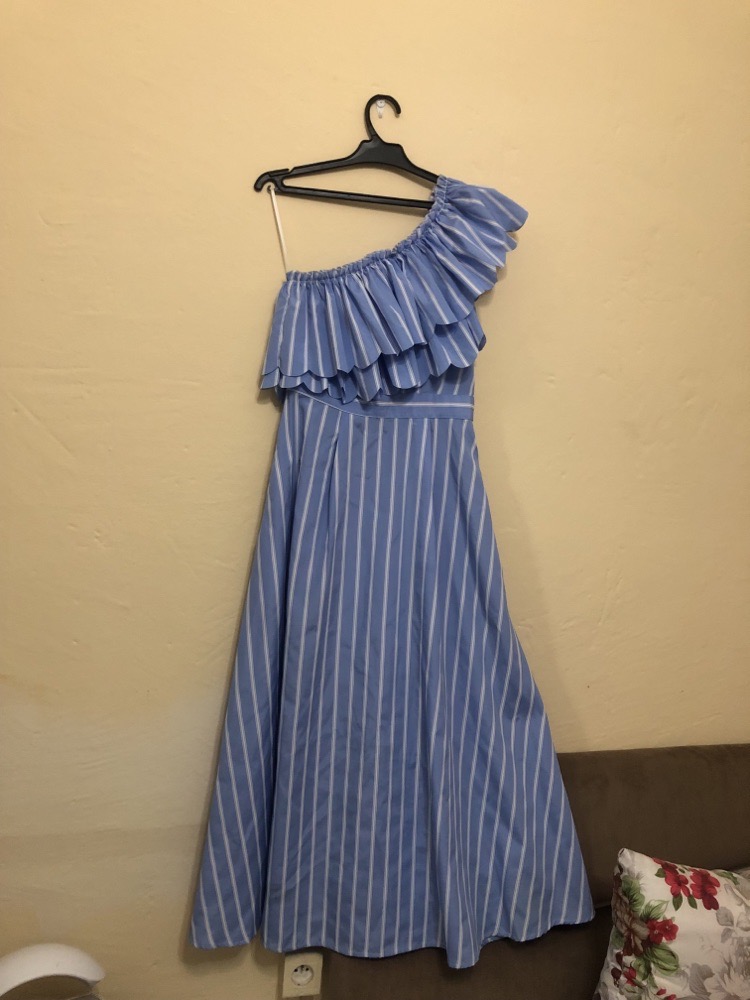 robe bleu et blanc