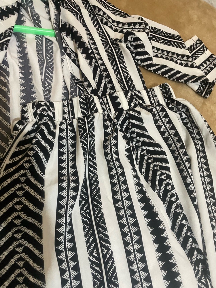 Ensemble noire et blanc