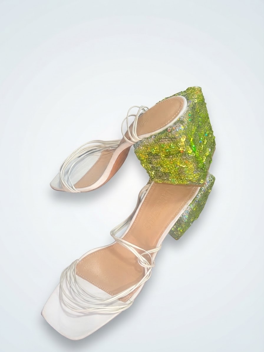 Sandale blanc et tallon vert