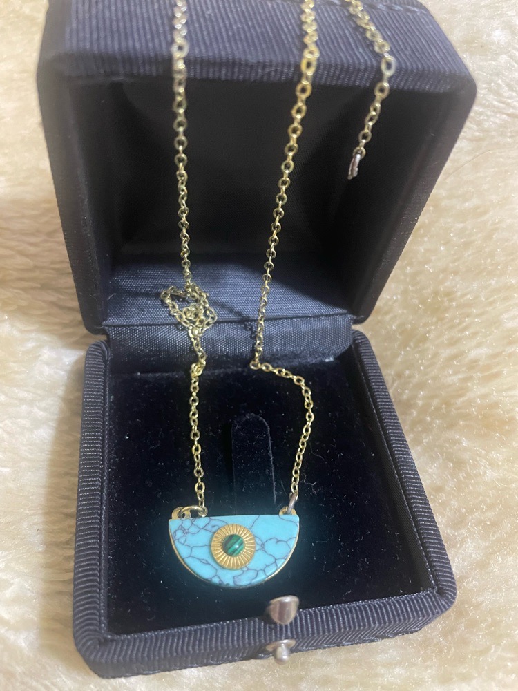 collier